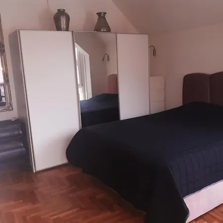 Apartman Ella