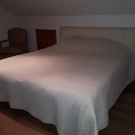 Apartman Ella *