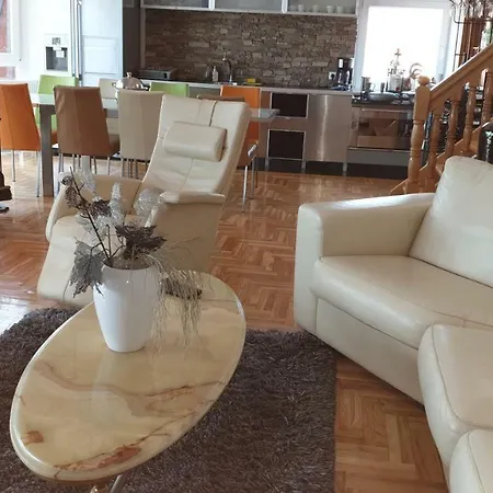 Apartman Ella